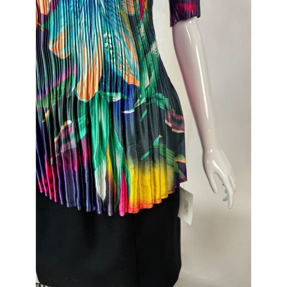 Vibrant Mini Pleats Top With V-Neck & Short Sleeves - Picture 15 of 16
